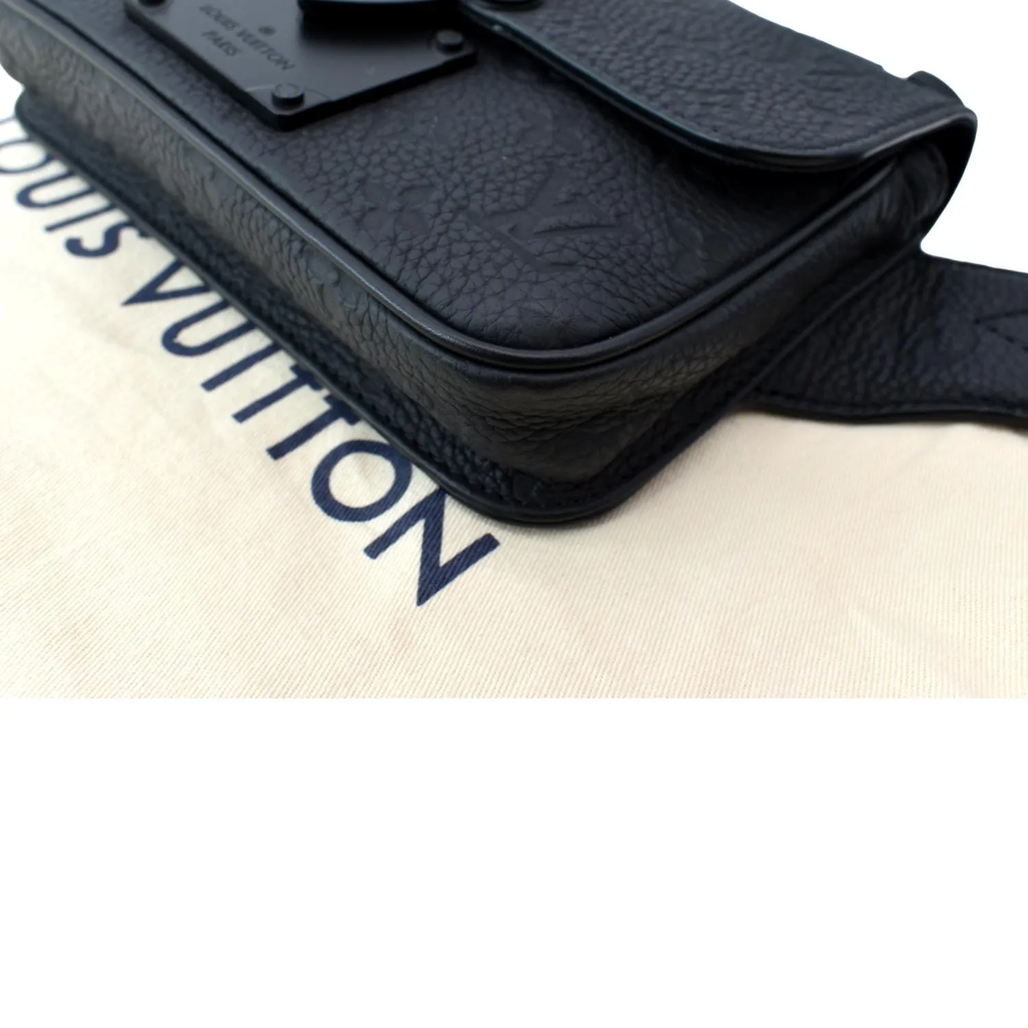 LOUIS VUITTON S-Lock Sling Monogram Leather Shoulder Bag Black