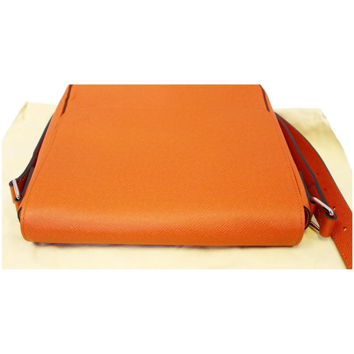 LOUIS VUITTON Taiga Leather Roman PM Messenger Bag Orange