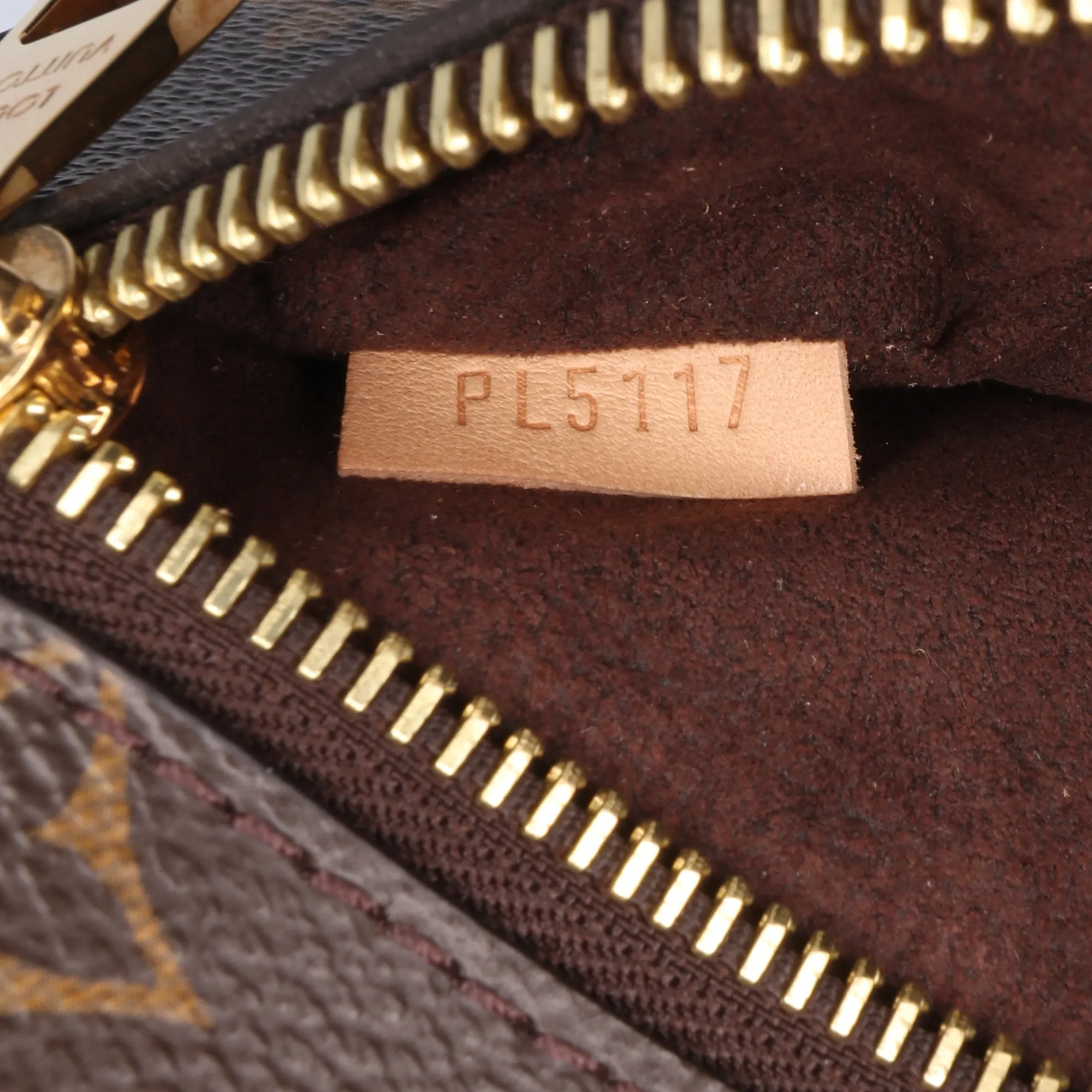 Monogram Pochette Metis