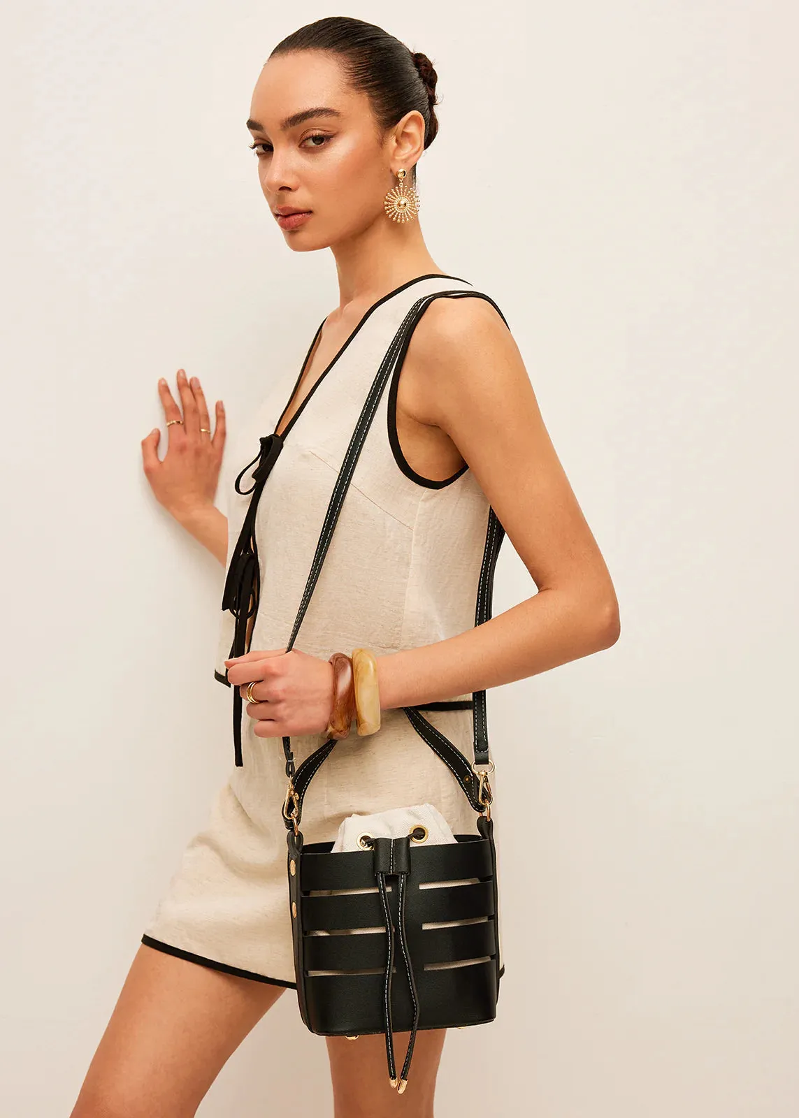Nova – Structured Bucket Bag with Canvas Pouch