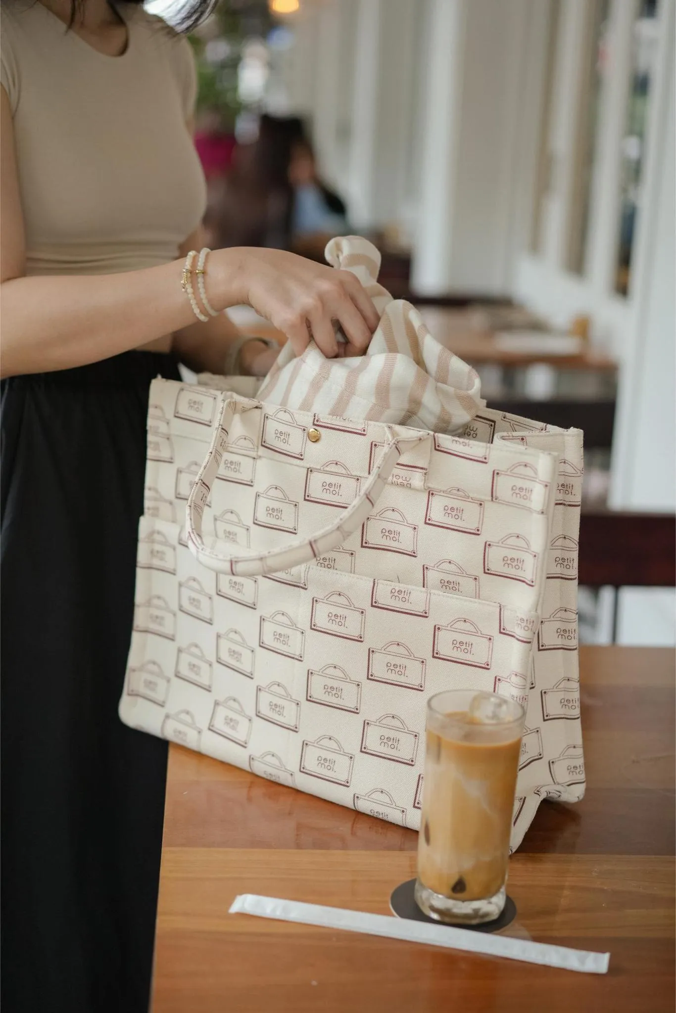 PETIT MOI TOTE BAG IN CLASSIC MONOGRAM
