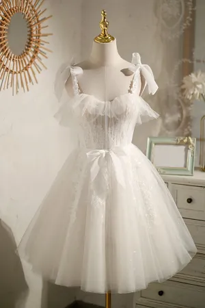 Pretty Ivory Tulle Lace Appliques Bowknot Short Homecoming Dresses