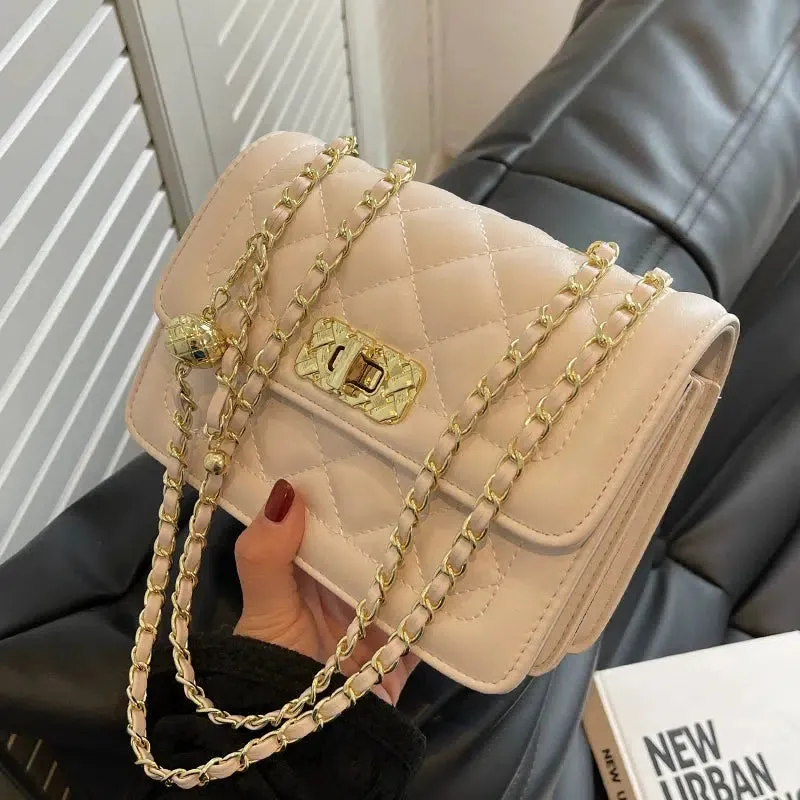 Quilted Chain Shoulder Bag
