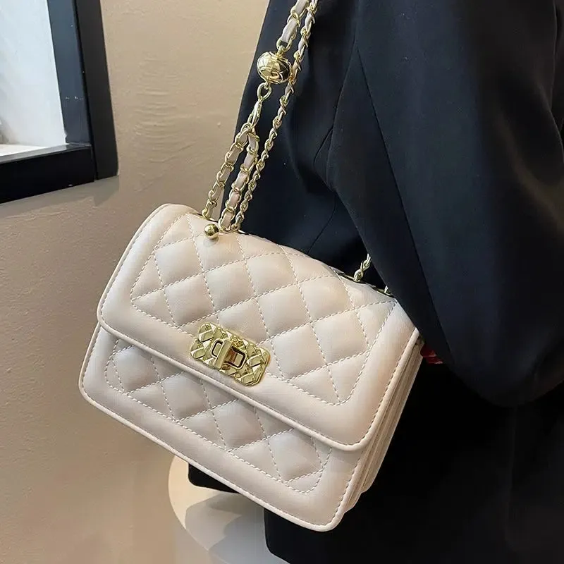 Quilted Chain Shoulder Bag