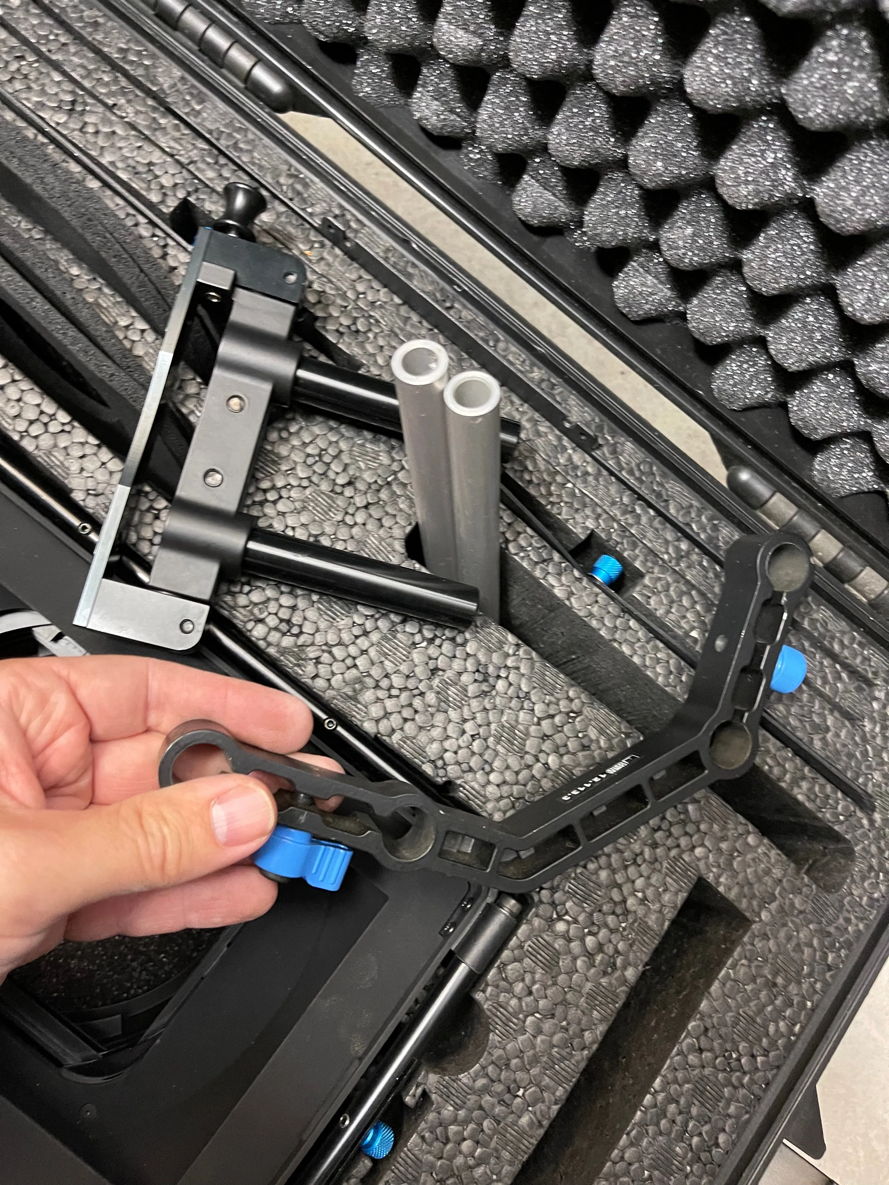 Redrock MicroMatteBox - in Amire 2600W trunk