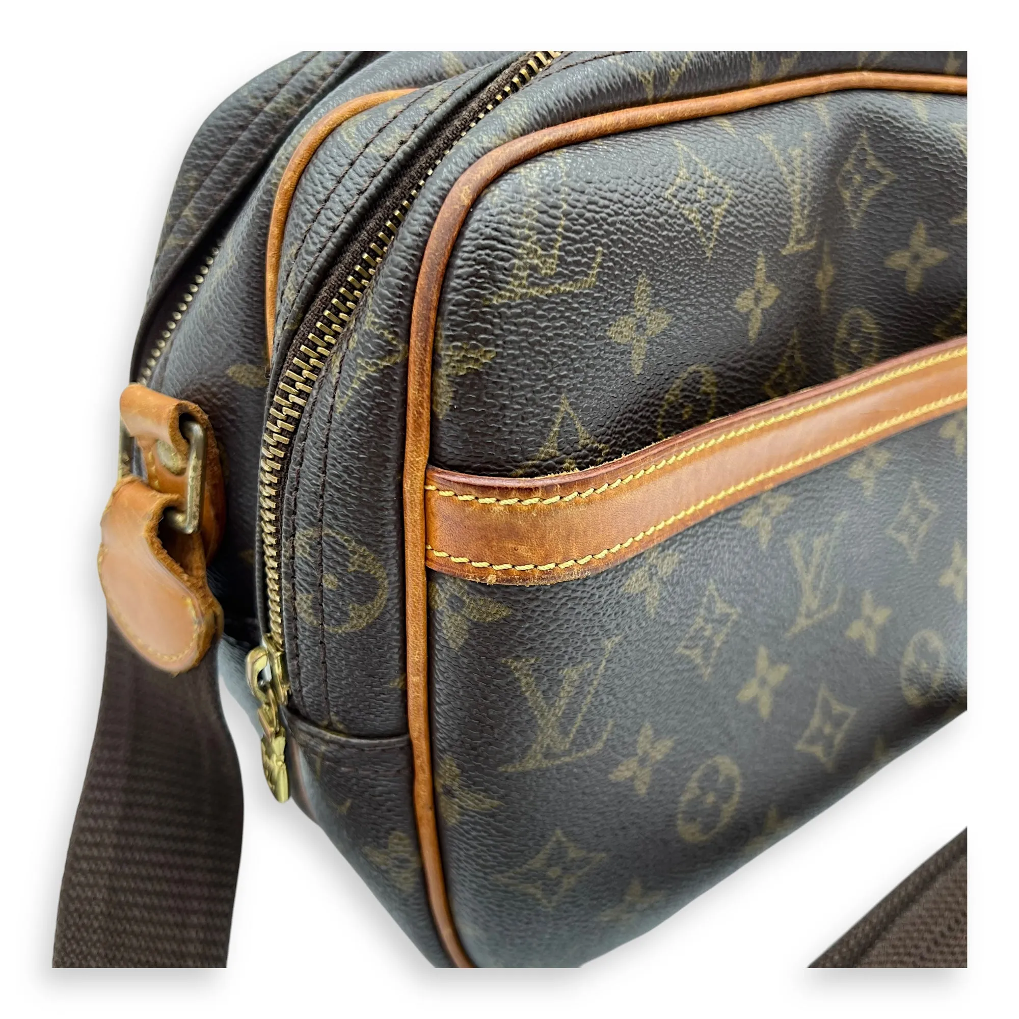 Reporter Brown Messenger in Monogram Coated Canvas, Gold hardware