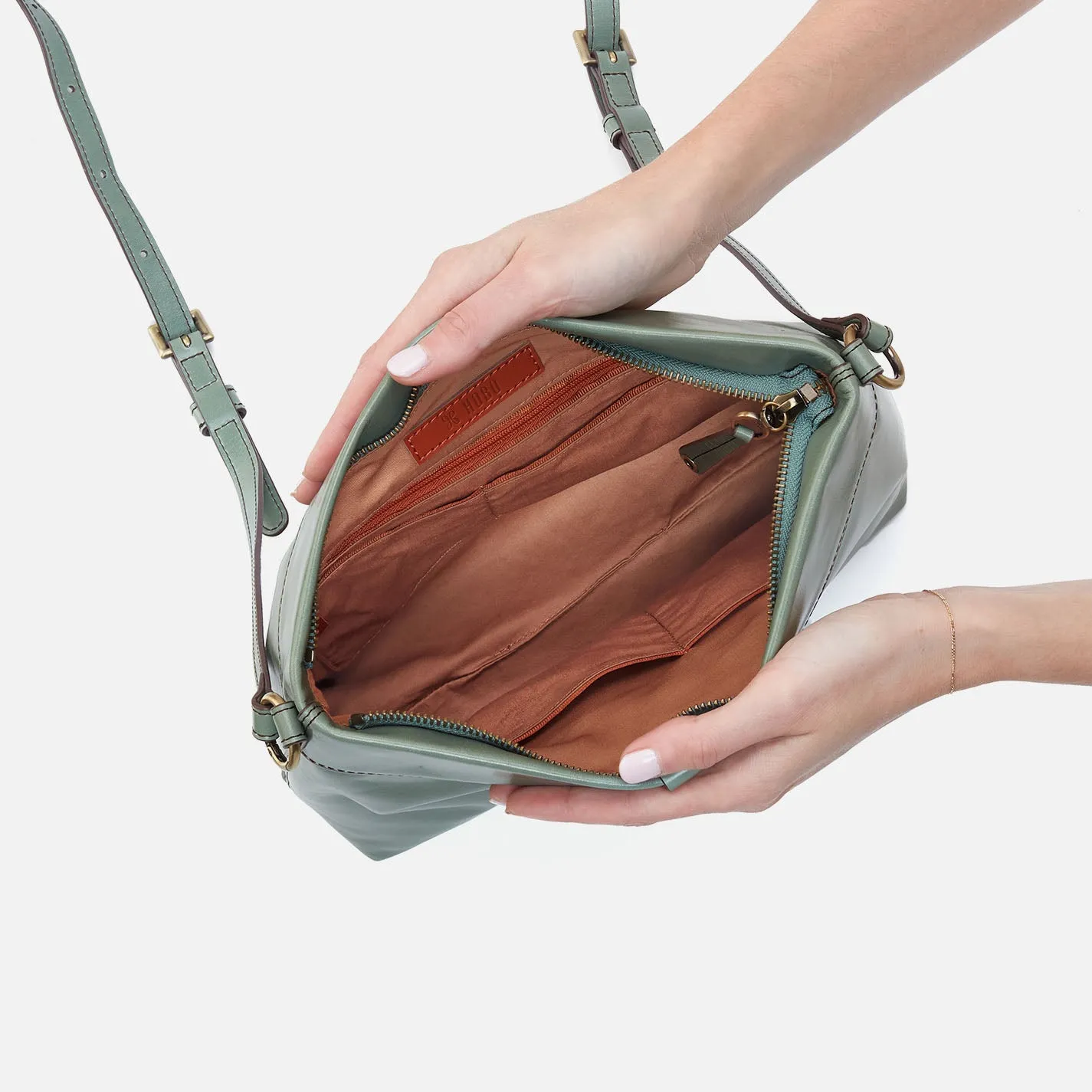 Romy Medium Crossbody In Polished Leather - Jade