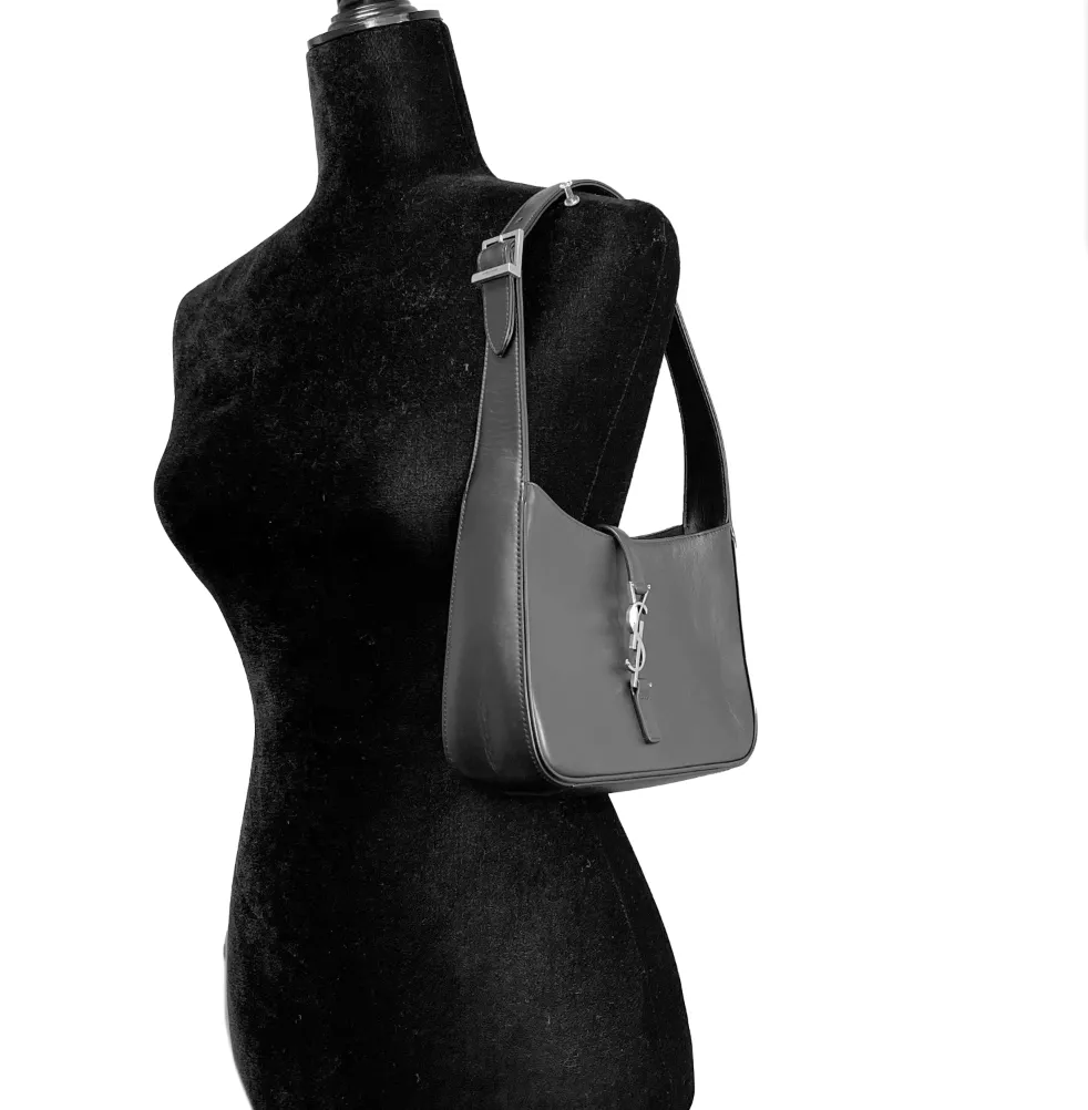Saint Laurent Le 5 a 7 Hobo Leather Small in Smooth Leather Black Handbag