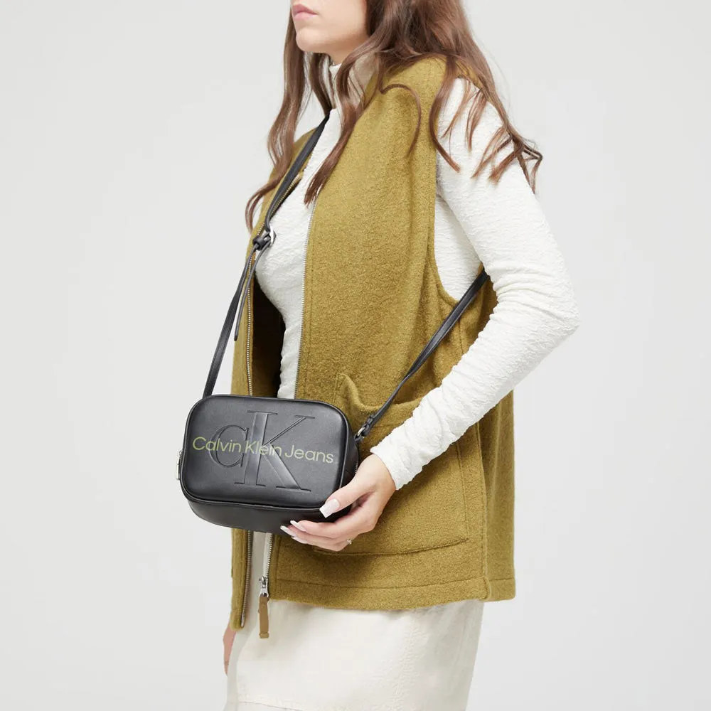 Sculpted Camera Bag - Black Multi