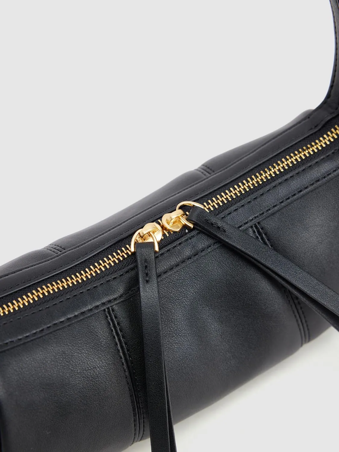 Shoulder Bags