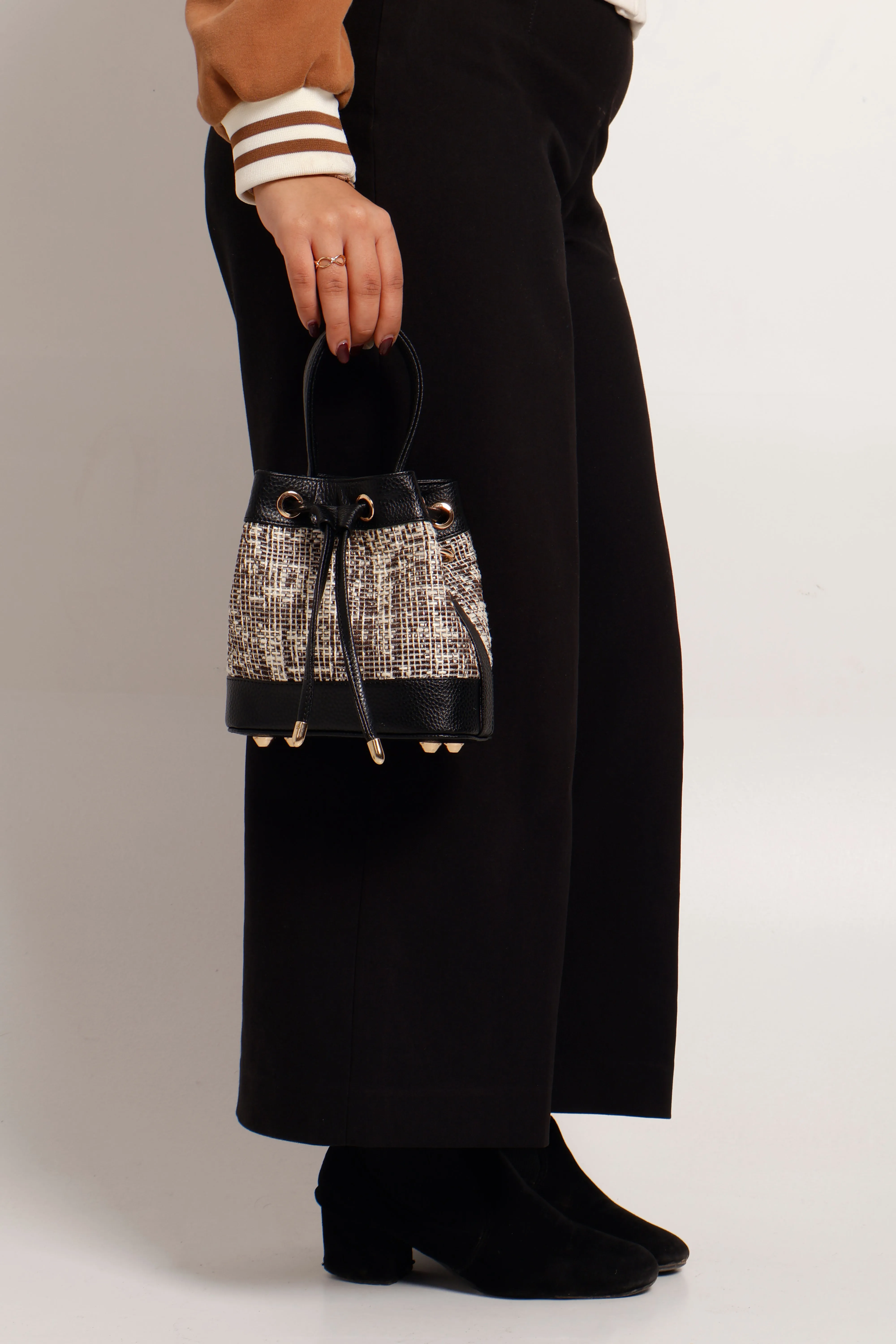 The Urban Tweed Bucket Bag