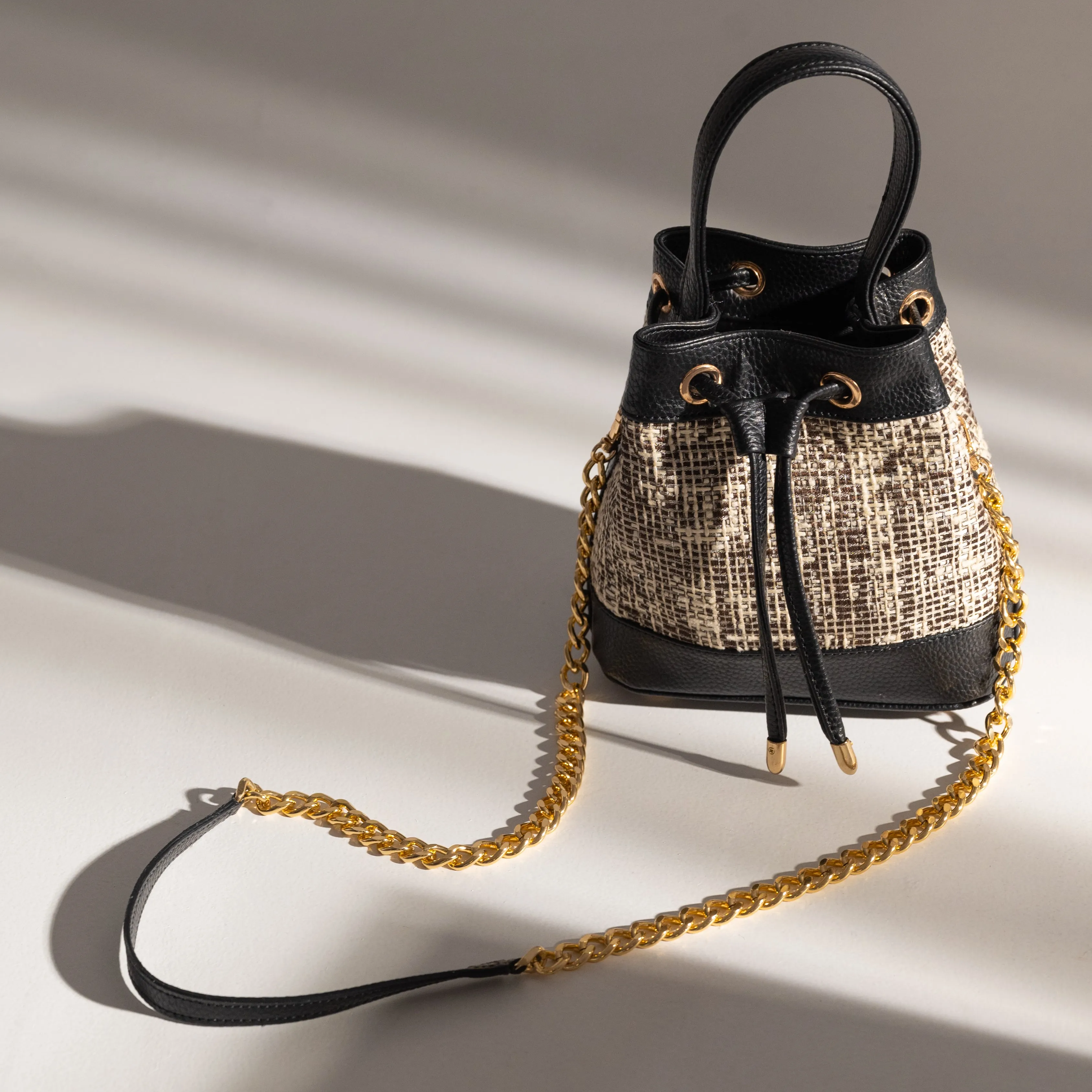 The Urban Tweed Bucket Bag