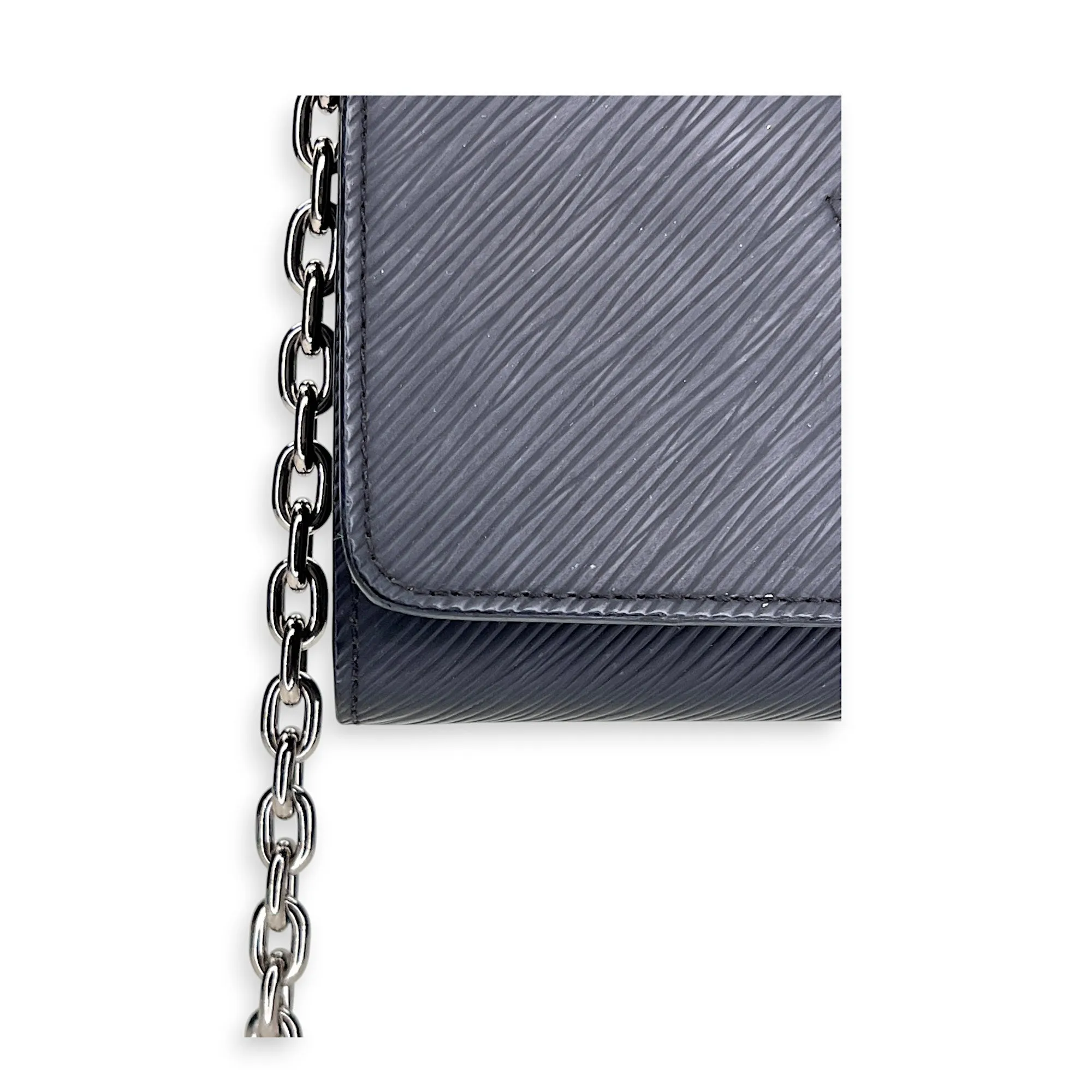 Twist Black Wallet on Chain in Epi Leather, Silver hardware