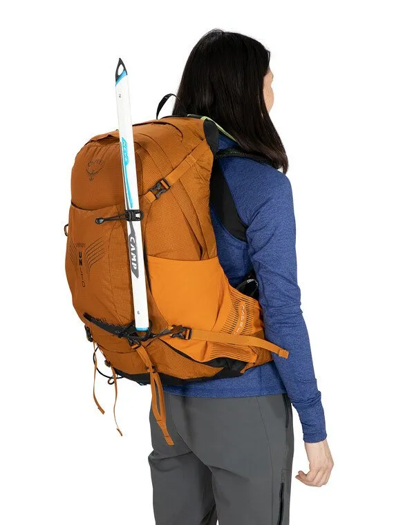UNLTD Antigravity 32 Women's Backpack