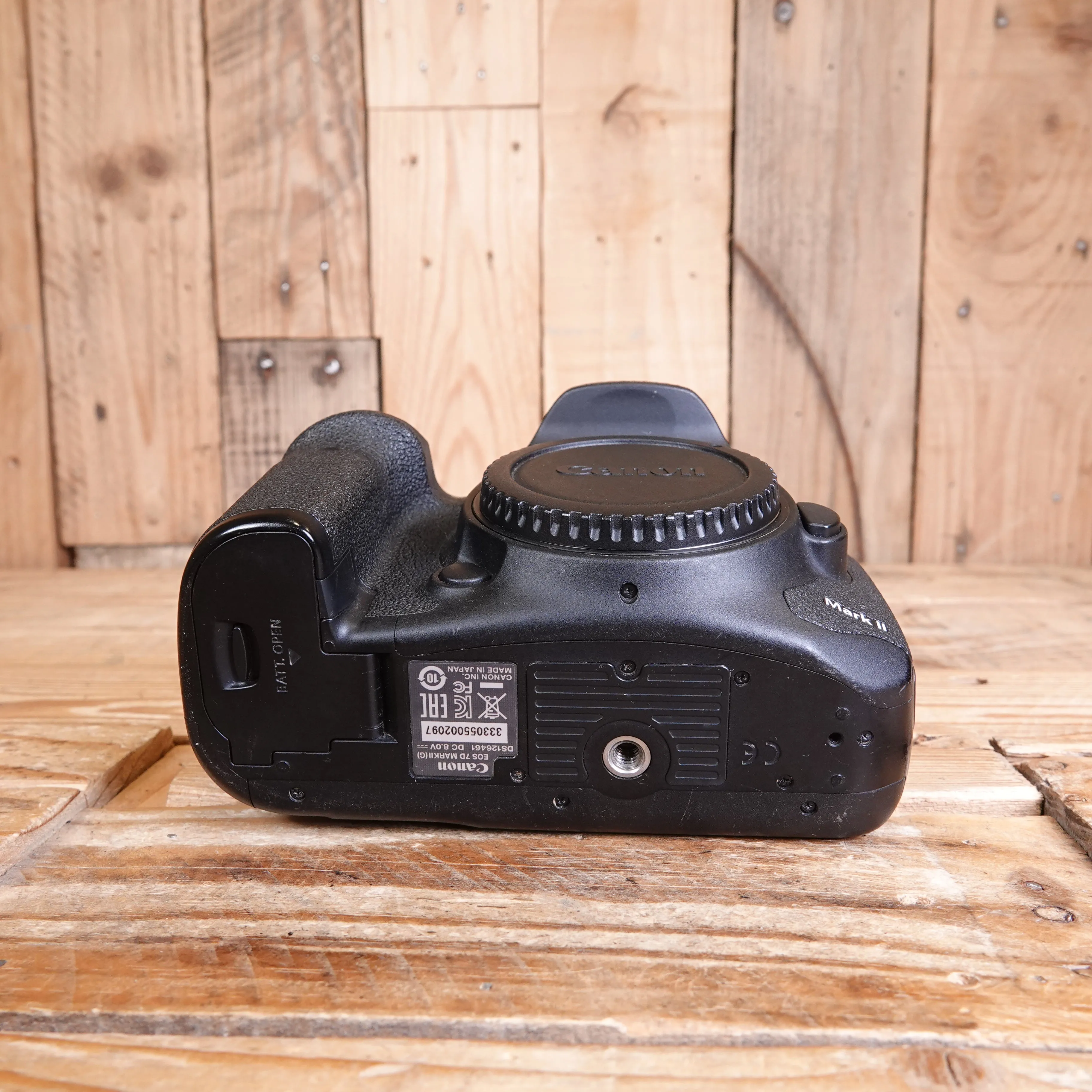 Used Canon EOS 7D Mark II Digital SLR Camera Body