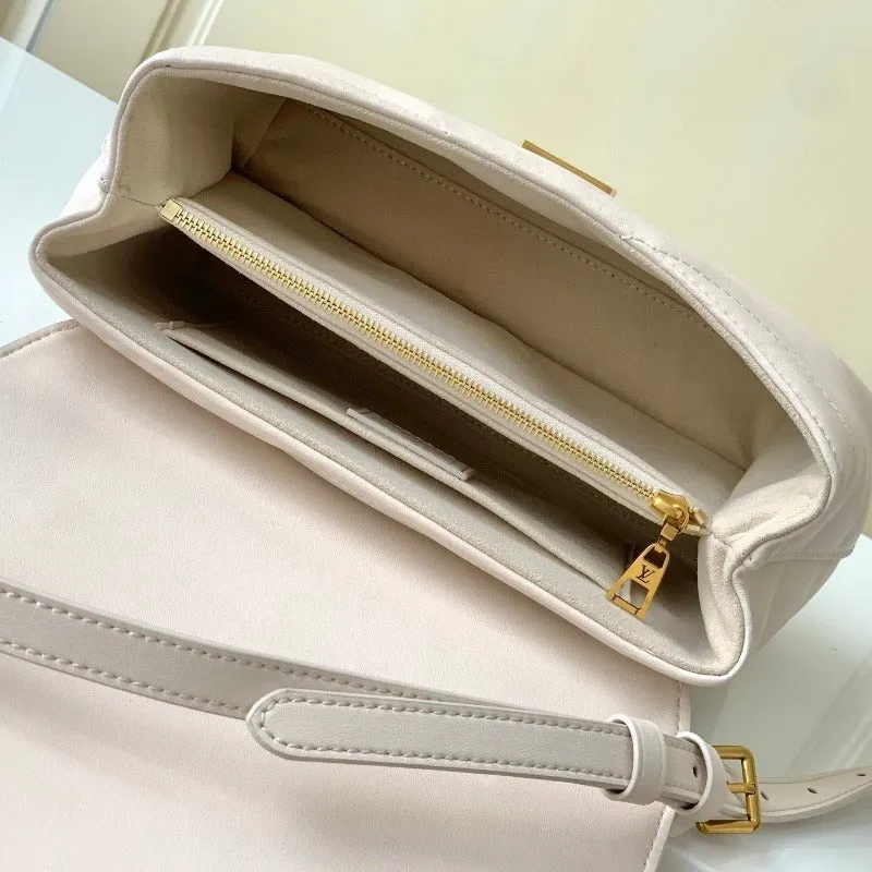 VELORA - Hold Me New Wave Handbag Milk
