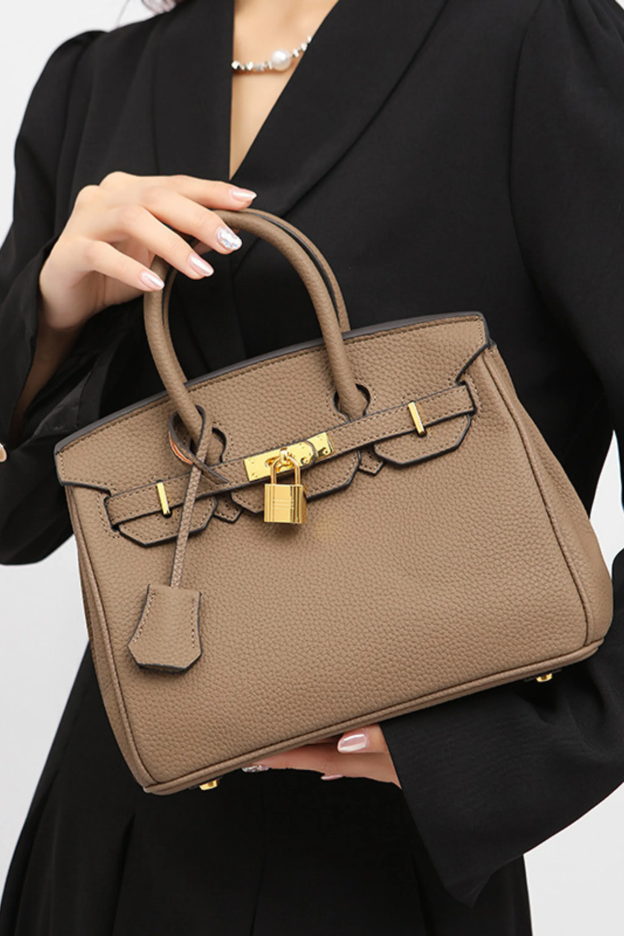 VIVIENNE LUXE STRUCTURED BAG
