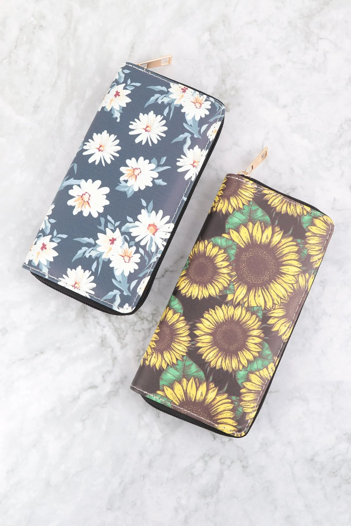 WHITE DAISY PRINT LEATHER ZIPPER WALLET