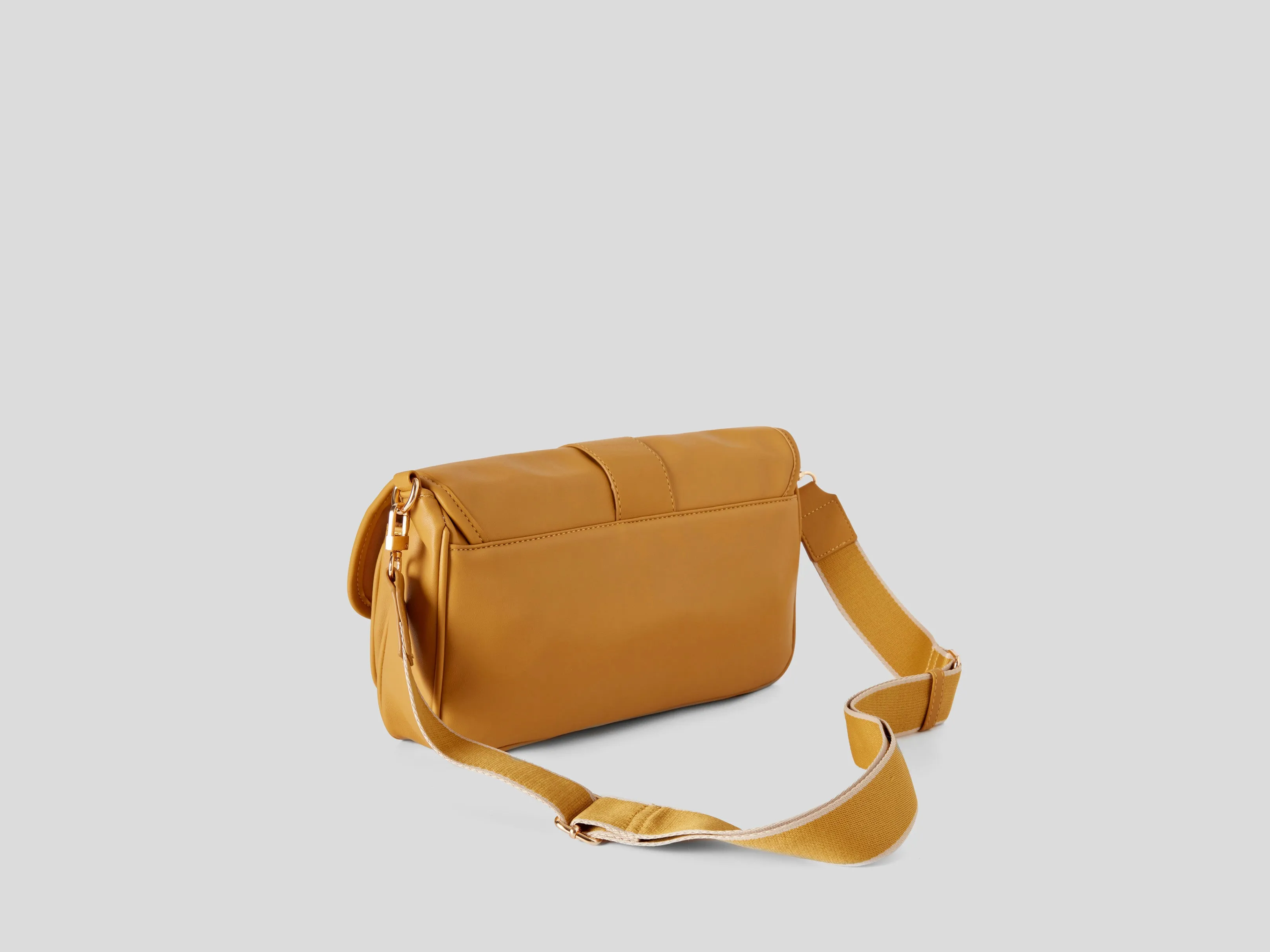 Women Solid Crossbody Bag