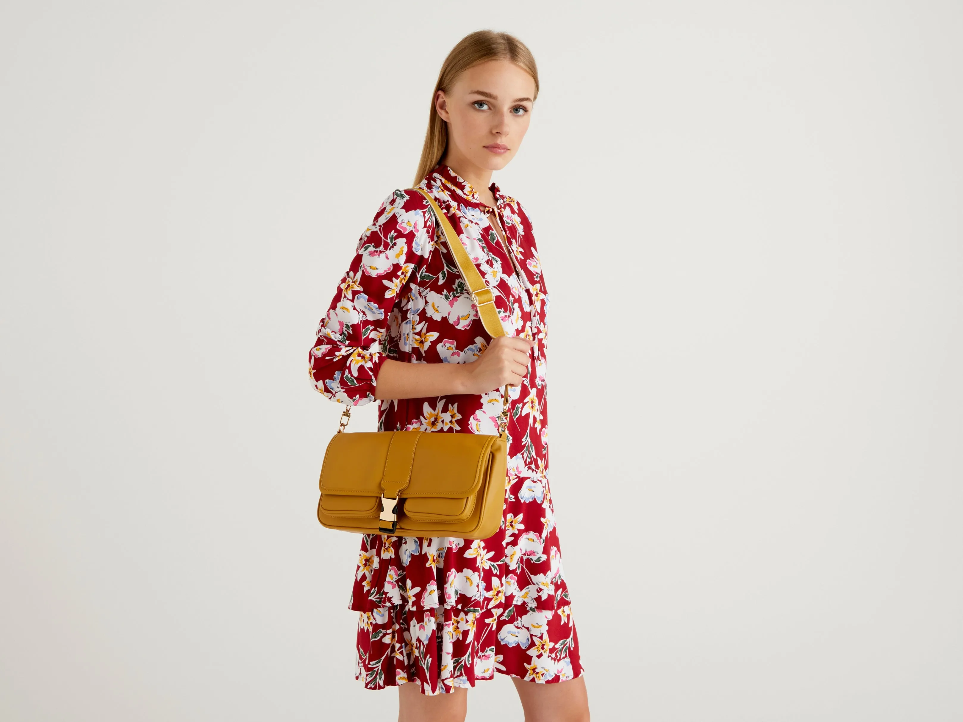 Women Solid Crossbody Bag