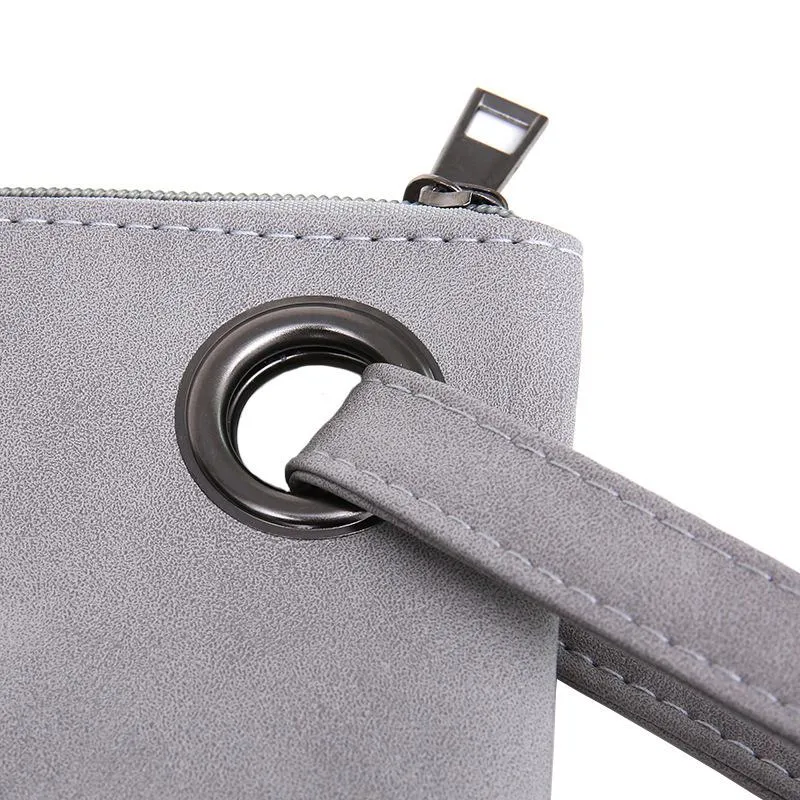 Women’s Large Capacity Lightweight Leather Zipper Closure Hand Bags