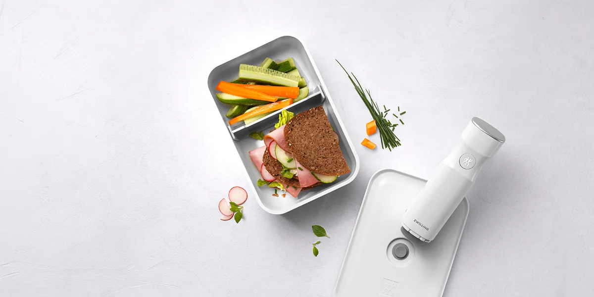Zwilling Fresh & Save Vacuum Plastic Lunch Box Medium White